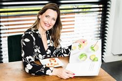Bij Susan, Houten openingstijden