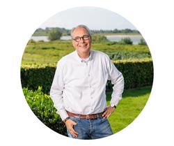 Sanders Makelaardij, Ochten openingstijden