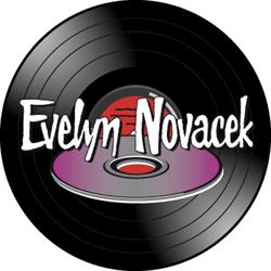 Evelyn Novacek CD-VINYL-DVD, Hoogezand openingstijden
