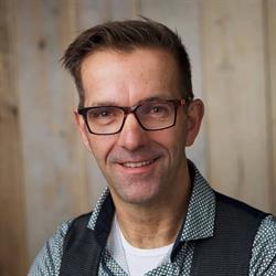 Henk van Eck Therapie - Individuele Psychotherapie - EFT-Relatietherapie - Massagetherapie - Yoga, Lexmond openingstijden