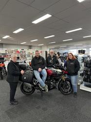 BNM Motoren Dordrecht, openingstijden
