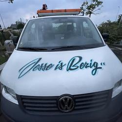 Jesse is bezig, Amsterdam openingstijden