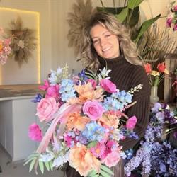 LiSettle Interieur & Bloem Styling, Delft openingstijden