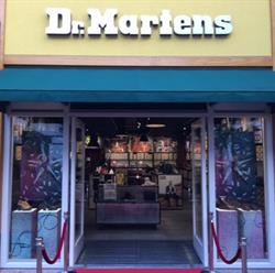 Dr. Martens Outlet, Roermond openingstijden